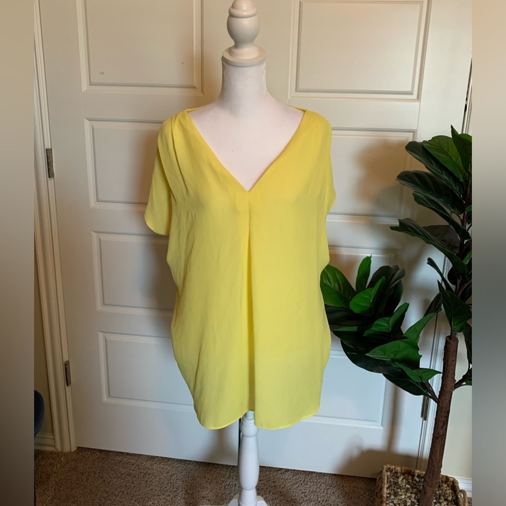 2X INC yellow 💛 top